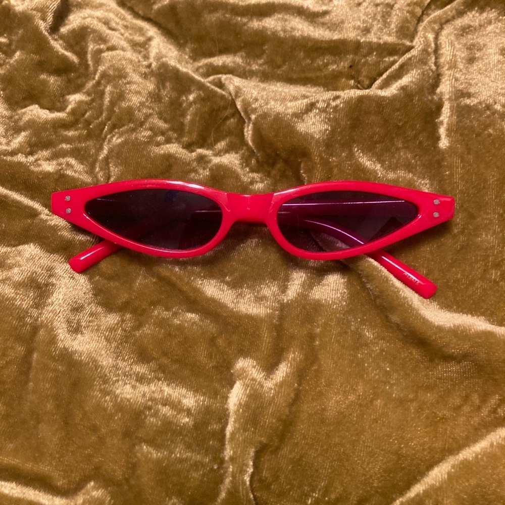red cat eye shades